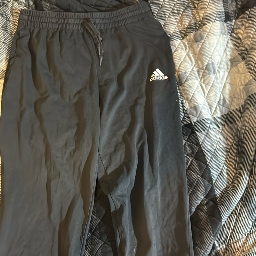 men’s black adidas sweatpants